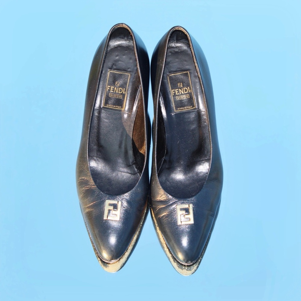 Late 80s/early 90s vintage, black leather Fendi kitten heels